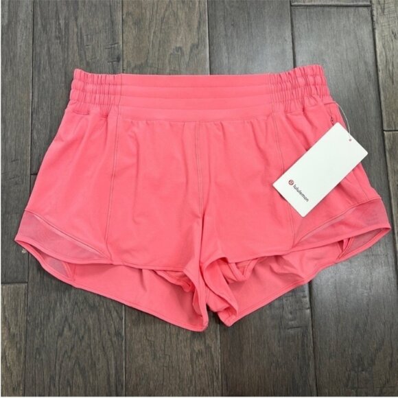 Lululemon NWT Hotty Hot High-Rise Short 2.5" Sakura Pink - Picture 2 of 9